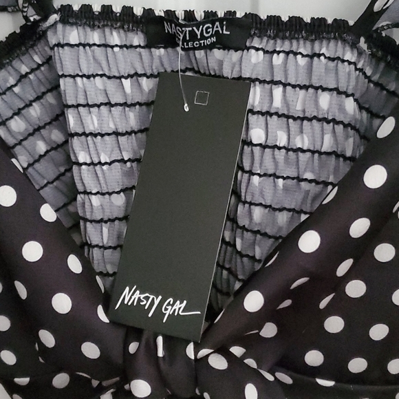 Nasty Gal polka dot tie-front top - Picture 2 of 4